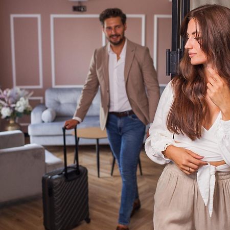 Resto Inn - Smart Apartamenty Blisko Energylandii Polwies Εξωτερικό φωτογραφία