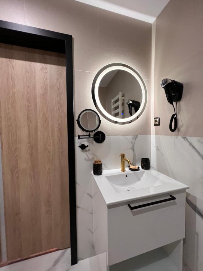 Resto Inn - Smart Apartamenty Blisko Energylandii Polwies Εξωτερικό φωτογραφία