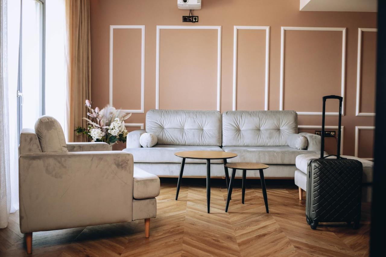 Resto Inn - Smart Apartamenty Blisko Energylandii Polwies Εξωτερικό φωτογραφία